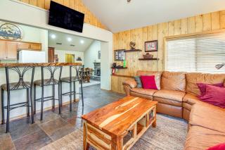 Family-Friendly Hideaway Cabin in Lakeside! - Pinetop-Lakeside - 0