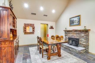 Family-Friendly Hideaway Cabin in Lakeside! - Pinetop-Lakeside - 5