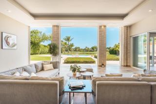 Retreat villa with lake view, maid,bbq in Punta Cana - Punta Cana - 2