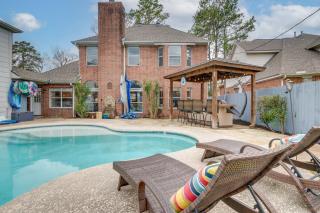 Community Perks at Luxe Houston Area Home! - Tomball - 0