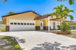 2 Mi to Downtown WPB Home with Patio and Pool! - West Palm Beach - 9