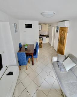 Coastal Apartment in Piran - 1