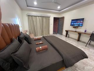 Sabas Tent & Cottages - Mahabaleshwar - 9