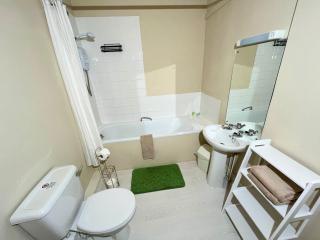 Lion Royal Hotel, Rhayader - 7