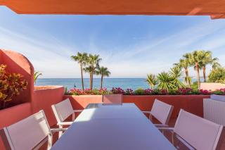 Golden Shore Seafront Apartment - Estepona - 2