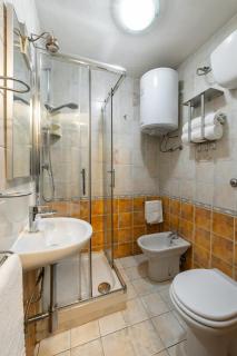 Central Guest House - Cagliari - 8