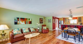 Hot Tub Pet Friendly Close to Downtown St Aug - St. Augustine - 0