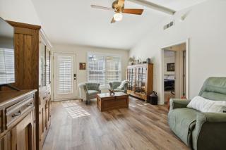 Charming Vintage 3 Bedroom Townhome 30 or more Days by SkyRun Nashville - Nashville - 9