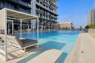 Brand New 1BR in JVC Modern and Fully Furnished - 5