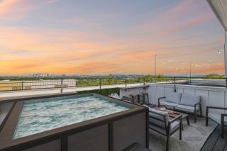 Country Music Themed Goodrich Ave by SkyRun Nashville - 1