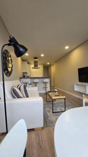 Elegant 2-Bedroom Loft 604 with Stunning Park View - Bogotá - 1