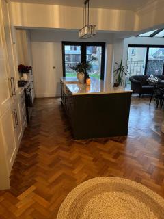 Beautiful large family home - Cardiff - 3