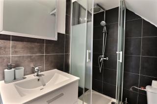 Idéal PRO/solo/couple*WiFi*proche commerces - Troyes - 8
