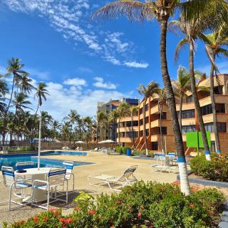 Tucacas, Frente al Mar, Balcon, Piscina y Playa Privada - Tucacas - 1