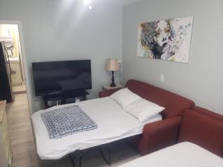 Streamlined & Chic Getaway Studio in Sarasota - Sarasota - 6