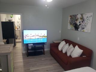 Streamlined & Chic Getaway Studio in Sarasota - Sarasota - 8