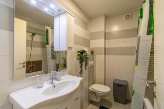 Flexible SelfCheckIns 56 - Zagreb - Garage - Loggia - New - Zagreb - 7