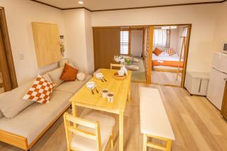Near Shinjuku 2-Story Family & Group-Friendly Home 5 Bedrooms, Fits 14 Guests - 1