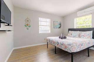 Luxury House With Delightful Beach Style! - Dania Beach - 1
