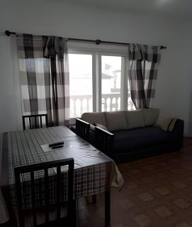 Predinho em localizaçao central perto da praia em ambiente familiar - Guarujá - 1