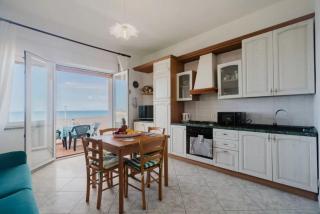 Breathtaking seaview apartment in Porto Torres - Porto Torres - 8