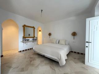 Villa con piscina privada, terraza y 3 dormitorios - Alcalá de Guadaira - 3