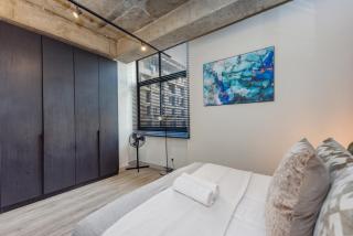 The Lineal 325 - Johannesburgo - 1