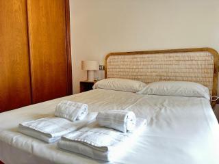 Apartment with a balcony, downtown & free parking - Vigo - 2