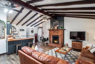 The Salty Fox-modern vintage - Ruidoso - 9