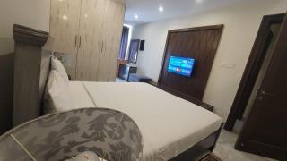 DHA phase 8 air avenue ug 13 - Lahore - 1