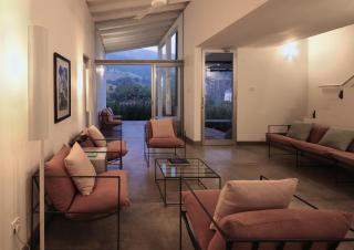 The Lone Pine - Architect's Villa for adventure & retreat - 3