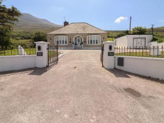 Killelton Cottage - - 9