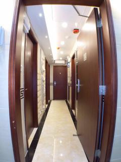 旺角地铁3分钟 经济型大床房 独立卫浴 免费WIFI 1-2人入住 Budget Double Rm in Mong Kok for 1-2 Guests-3min to MTR and Private Bathroom - Hongkong - 5