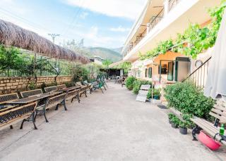 Oasis Hostel - Himarë - 6