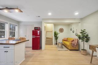 Apartment Minutes from Camelback Mountain with Washer Dryer - Tannersville - 0