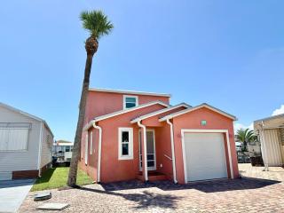 N40 Canal front 1b 1ba home on the Intracoastal - Jensen Beach - 8