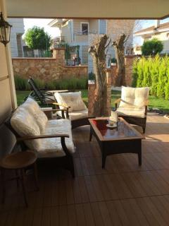 Spacious 3-Story Villa with Pool & Garden & Beach - 2