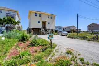 3800 Island Drive - Luna's Ocean Lookout - North Topsail Beach - 1