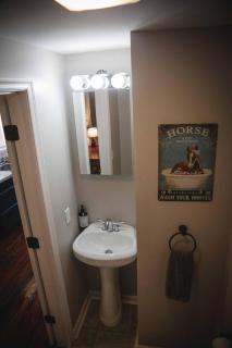 1939 Four Bed Rustic Escape by Casino - Ranson - 2