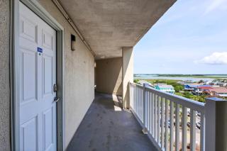 St Regis 2604 - 3