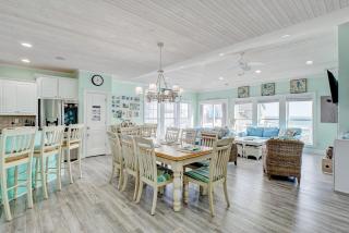 4426 Island Drive - Saltwater Therapy - 3