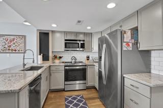 St Regis 1102 - 7
