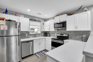 3802 Island Drive - 4