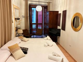 Luxury 5BR , 4BA Penthouse In the City Center - Cagliari - 9
