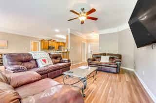 11 Mi to Dtwn Little Rock Home with Large Deck! - Mabelvale - 6
