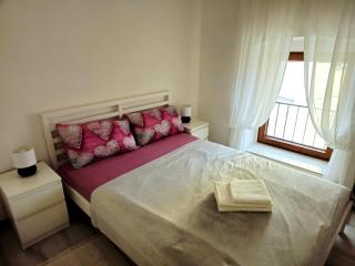 Apartment Veronica - Spacious 3BR Townhouse for 6 Guests at Great Value - 2