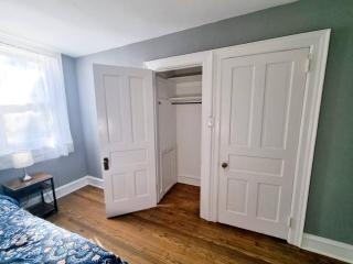 1 Bedroom 1 Bath Apartment In Melrose Park - - 2