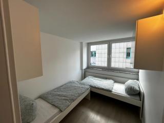 Living 21, Budget Apartment Dortmund, 2 Zimmer, 4 Betten, möbliert, einfache Ausstattung, ideal für Handwerker, Monteure - Dortmund - 8