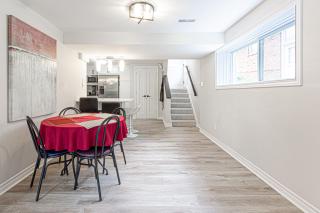 Fabulous Forested Flat - Mississauga - 2