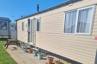 Trecco Bay Porthcawl 2-Bed Caravan Sleeps 6 - Porthcawl - 5